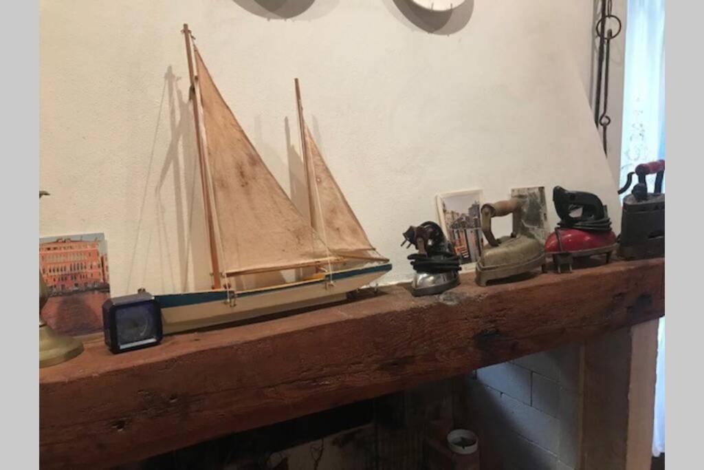 Appartamento Tipico Con Corte Privata Veneza Exterior foto
